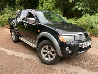 Mitsubishi L200 Double Cab 2.5DI-D Warrior 4WD.  Low Mileage