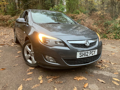 Vauxhall Astra 1.6 SRI 5 door hatchback.  Full Service History.