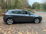 Vauxhall Astra 1.6 SRI 5 door hatchback.  Full Service History.