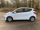 Hyundai i10 1.2 Active SE.  Low mileage, low tax and insurance bands. Full Service History